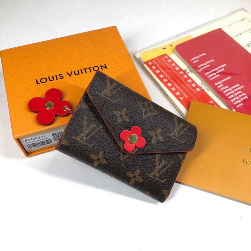 LV Wallets 111